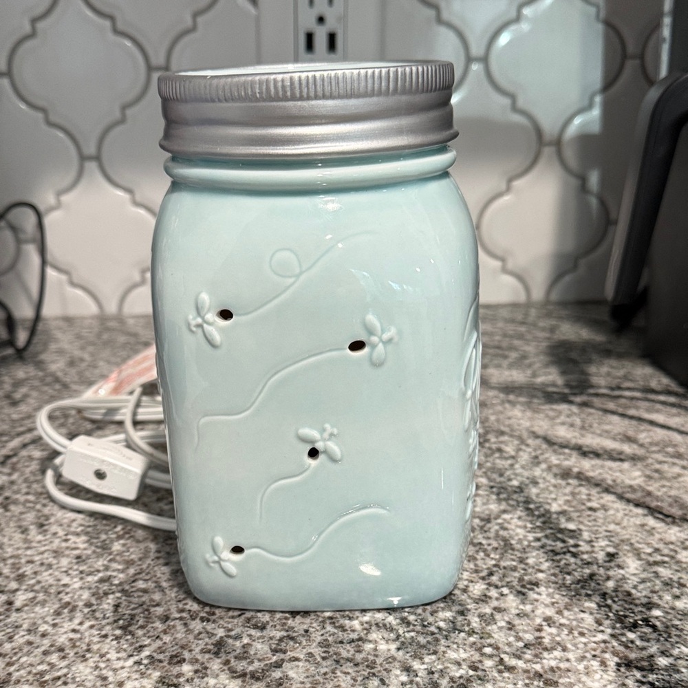 Scentsy Light Mint Ceramic Mason Jar Wax Warmer - Chasing Fireflies - Picture 3 of 5